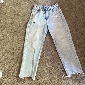 American eagle mom jeans